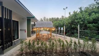 Koh Mook Morakot House - 1