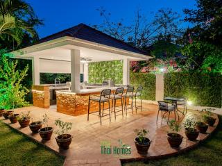 St George's Park Hauhin 4 Bedrooms -  - 9