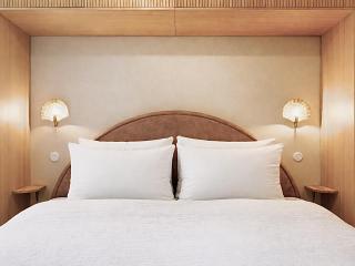 Enchanting 1BR w/ King Bed in Unbeatable Location - 2