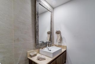 Luxurious Boutique Apartment - 6