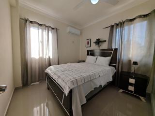 2 Bdrm, 1 Bath, Wifi, Near River and Beach, 4R - 4