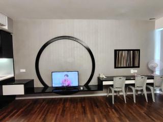 The Shore By JR Homestay - 1