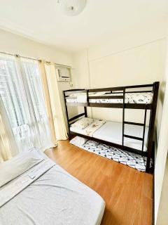 THE PRECIOUS TIME LOUNGe - 0