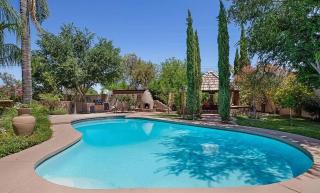 Blissful Backyard Retreat - 7