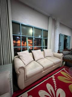 Alamanda Beach Resort & Villa - 4