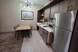 Hawthorn Extended Stay by Wyndham Corpus Christi I-37 NW - 3