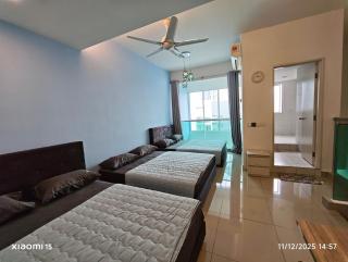 4 to 6 Pax Muji Penthouse Johor Bahru Paradigm UTM - 9