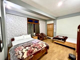 P Y Homestay by Amaze Northeast - 9