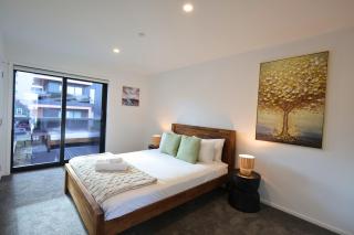 Stylish 2BR Retreat by Te Kaha Stadium - 3