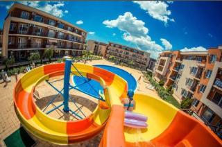 Studio in a Resort with 9 pools - 7