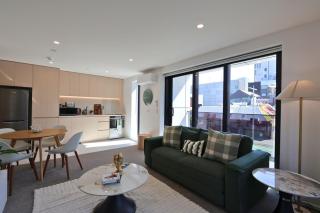 1 Bedroom Central Apartment by Te Kaha Stadium - 4