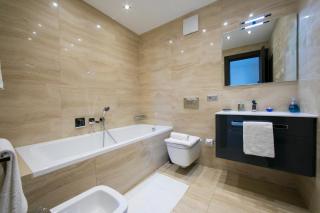 Rebecca Garden - Happy Rentals - 4