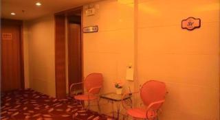 Nanning Hawks Holiday Hotel - 8