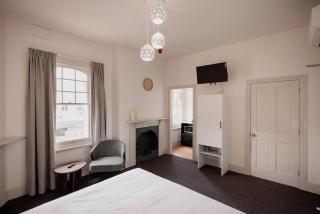 Palfreymans Arcade Central NoHo 1 Bed Apartment 5 - 9