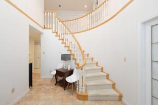 Private Room in Spacious Homestay Near Skytrain - 5