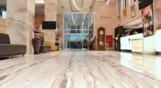 Grand Metro Hotel Tasikmalaya - 4