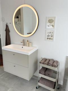 5-star houseboat of 125 m2 with its own bathing jetty - 4