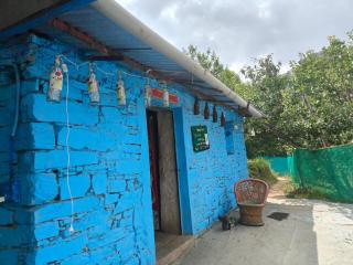 Nayantaara by the lake & woods - 2