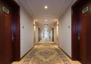 Vienna Hotel Tongliao Ke'erqin - 8