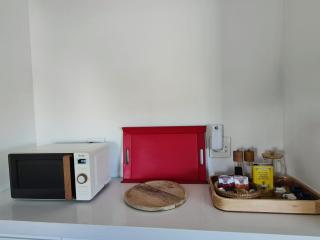 The Cottage Collection Paternoster - 8