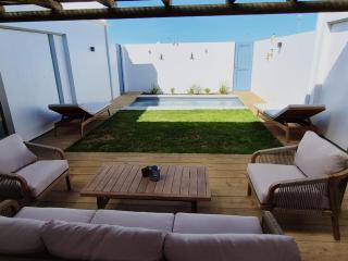 The Cottage Collection Paternoster - 1