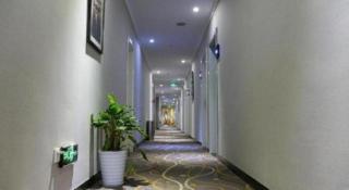 7 Days Premium Xianning Wenquan Shopping Center - 2