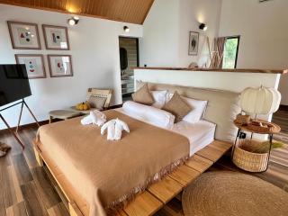 苏梅岛观景台海景别墅四卧Golden Coconut Villa7 ChawengNoi 4BR接送服务 - 6