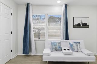 Brand New Modern Home 4BR-3BA Stylish Cozy - 1