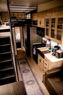 Luxurious Boutique Tiny House for a Relaxing Getaway in Wimberley, Texas - 7