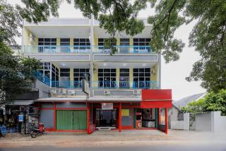 Urbanview Hotel BSD City - 7