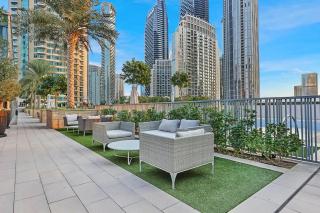 Vogue Vacation Homes, Downtown Forte near Dubai Mall and Burj Khalifa, Two-Bedroom Apartment with Balcony and City View, full access to all amenities - 5