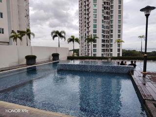 Straits Garden Penang 2BR - 9