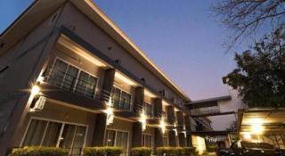 B2 Nakhon Sawan Boutique & Budget Hotel - 2