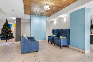 Days Inn & Suites by Wyndham Ridgeland - 1