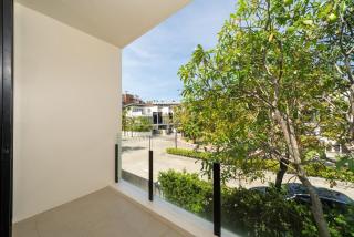 Luxury 5 bed Laguna Park no Pool - 2