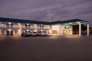 Days Inn by Wyndham Valdosta I-75 - 5