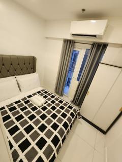 Hairam's Place at Victoria De Morato - 0
