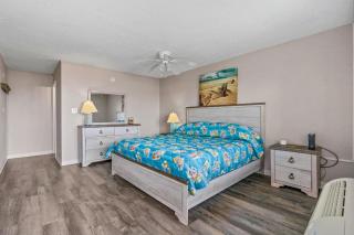 Oceanfront 3BR • Balcony Views • Dog Friendly • Blue Mist 201 - 1