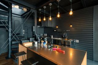 Yokosuka Sky Grey -横須賀のビーチフロントベース- - 1