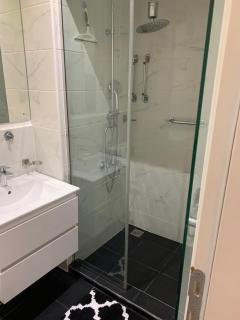 Premium Studio Luxury Apartments at The Embassy Garderns - 4