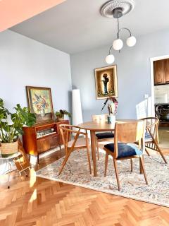 Vera Central Apartment with Free Parking - 2