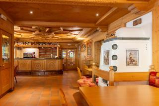 Hotel Villa Jolanda - 1