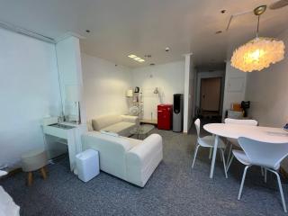 0 Min to Subway, Hongdae Main Street - 2