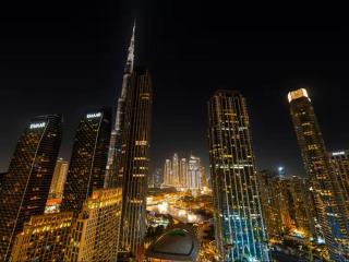 Vogue Vacation Homes, Downtown Forte near Dubai Mall and Burj Khalifa, Two-Bedroom Apartment with Balcony and City View, full access to all amenities - 4
