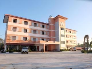 Thatphanom View Hotel Nakhon - 3