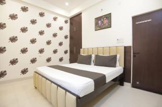 Sri NkB guest house - 4