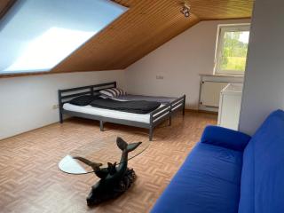 Dachgeschosswohnung im zweiten Obergeschoss - 1