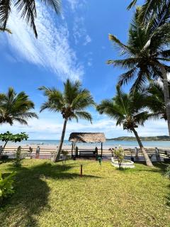 Holiday Beach Hotel - 9