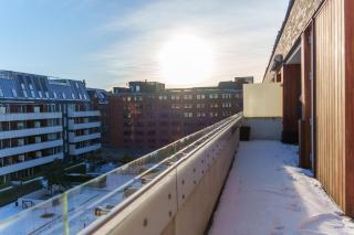 Modern Apartment with Balcony near Tivoli & Metro - 9