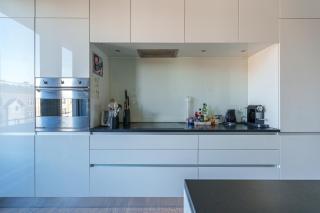 Modern Apartment with Balcony near Tivoli & Metro - 7